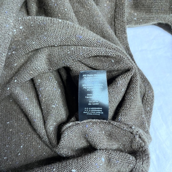 Aritizia Talula Azurelee V-Neck Sweater (NWT) - Picture 6 of 6